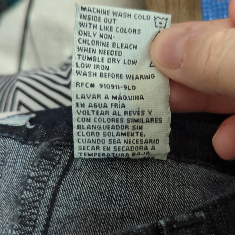 White Stag Denim Capris Dark Wash with Stretch Women's Size 10 - Picture 5 of 5